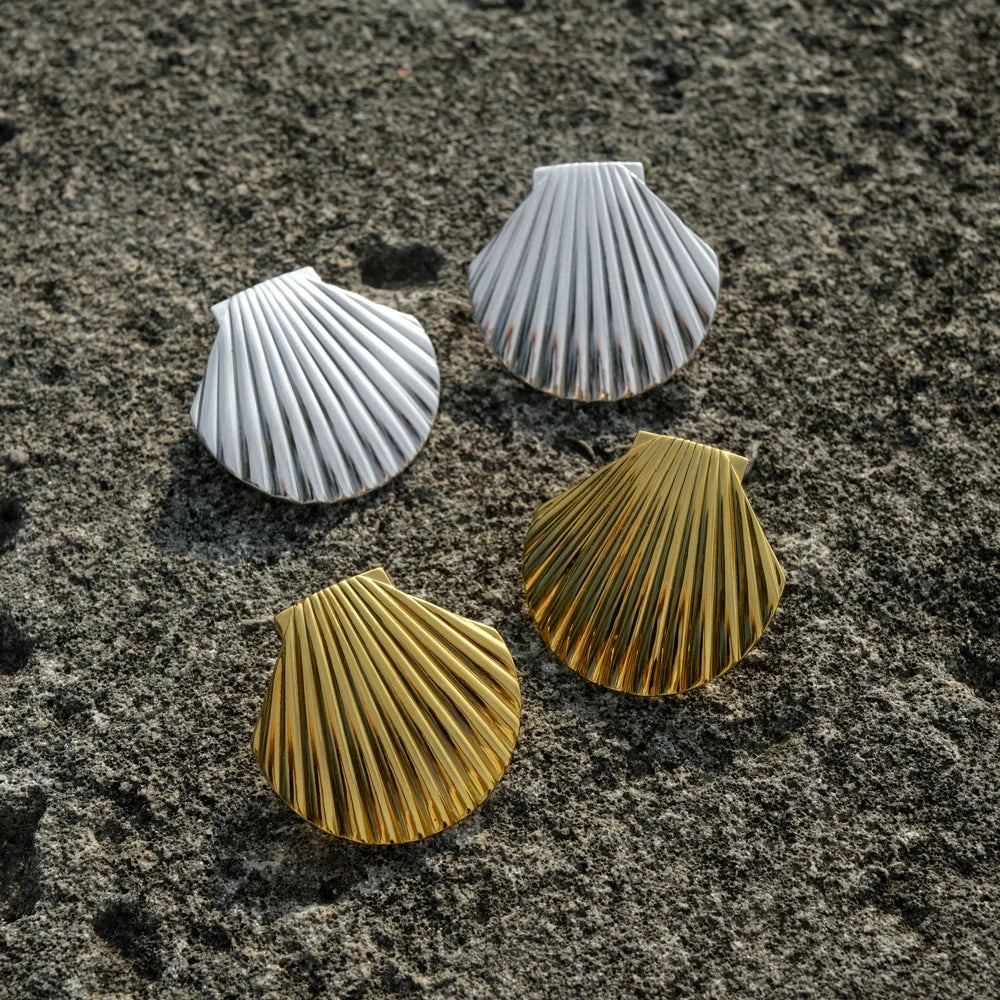 Shell Dangle Earrings