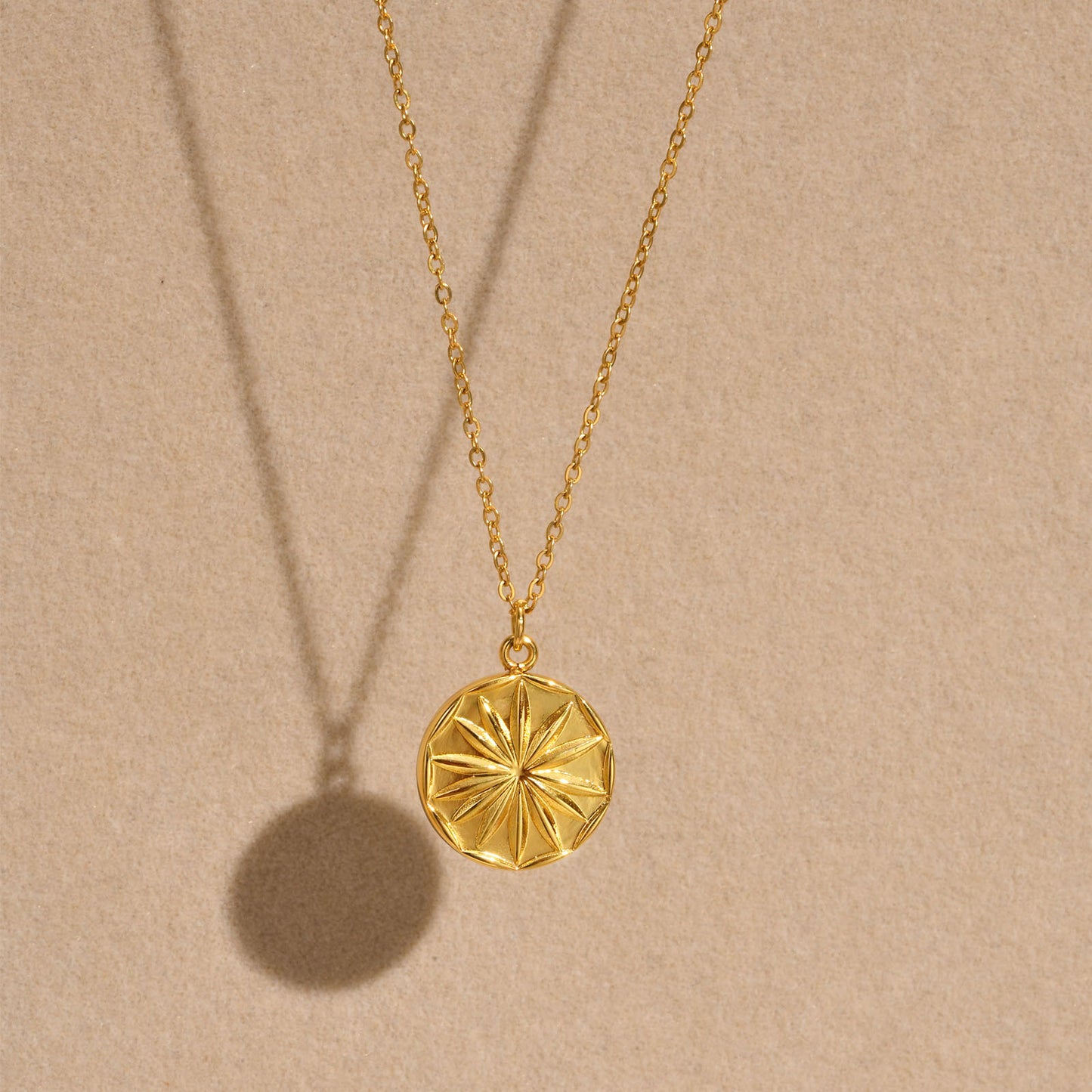 Flower Gold Necklace