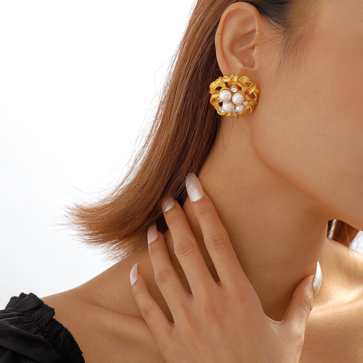 Hollow Out Gold Earrings